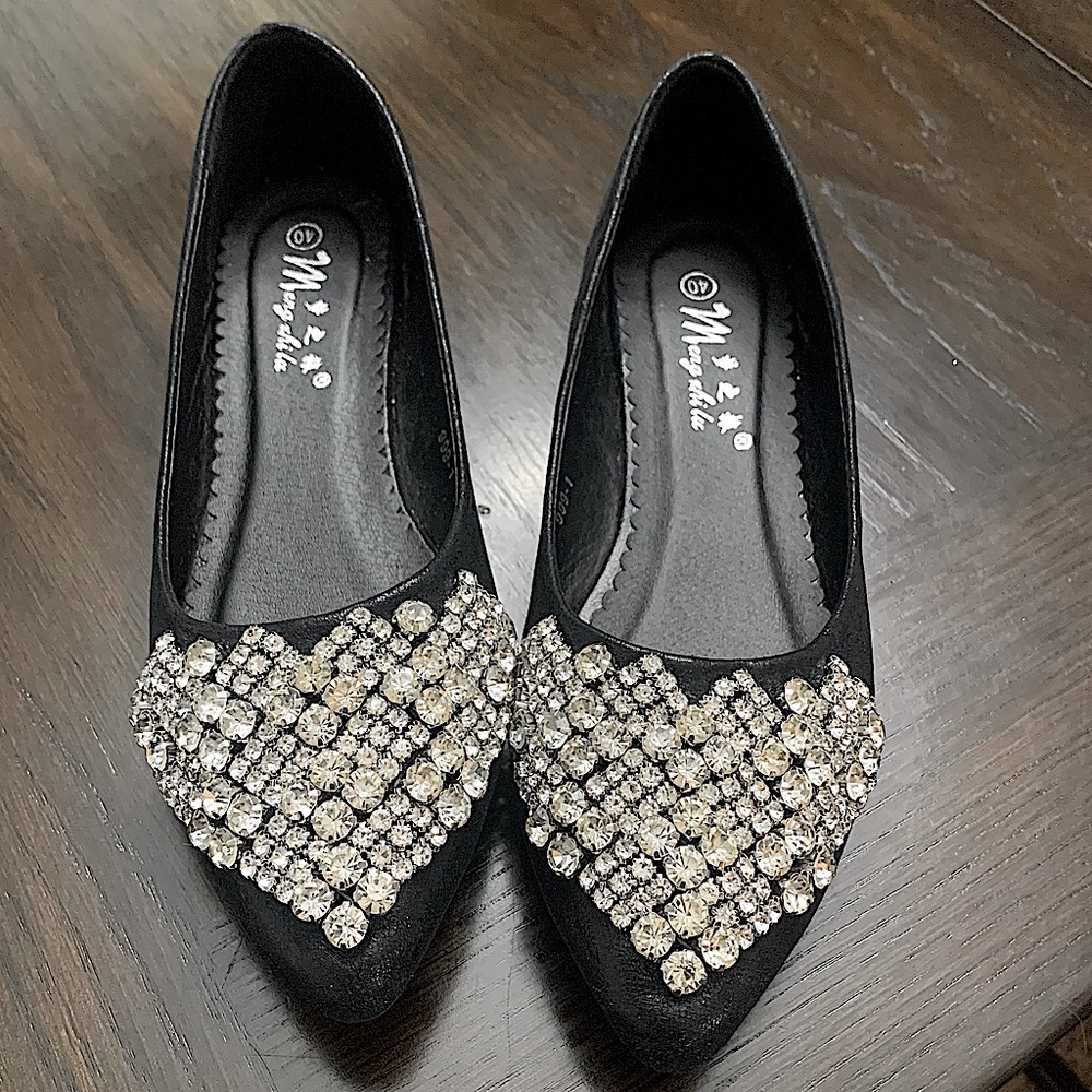 Size 40 (8.5) Black Fancy Slides/ Flats with gorgeous gems! NWOT